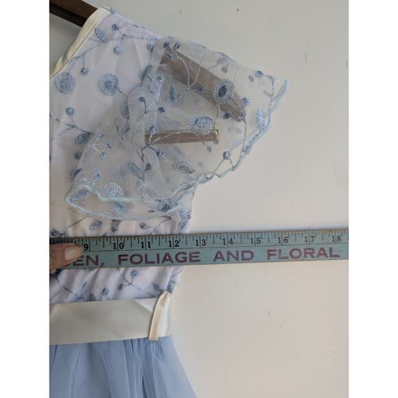 Pat Pat NEW Floral Embroidery Evening Maxi Dress Lacey Blue Sz 8. - Picture 4 of 8